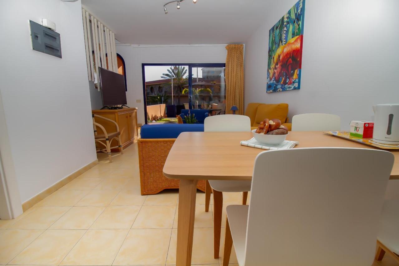 Villa Duplex Meloneras With Free Wifi And Private Garden Exterior foto