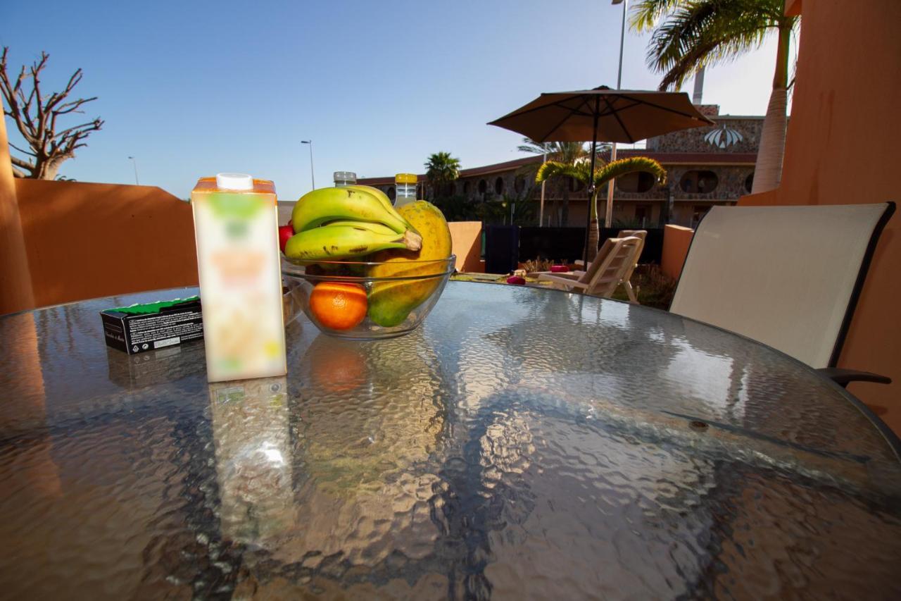 Villa Duplex Meloneras With Free Wifi And Private Garden Exterior foto